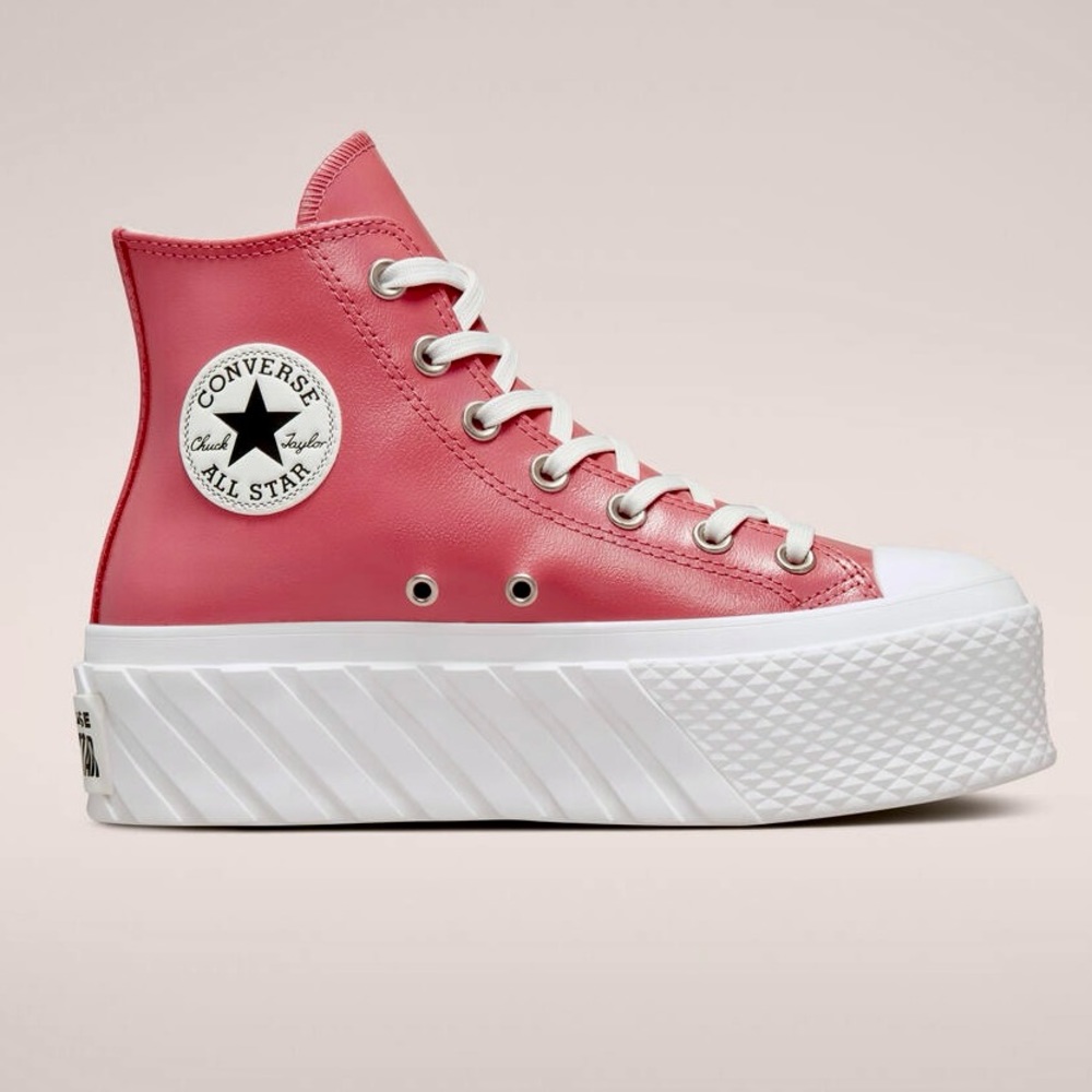 c o n v e r s e • chuck taylor all star lift 2X platform iridescent leather